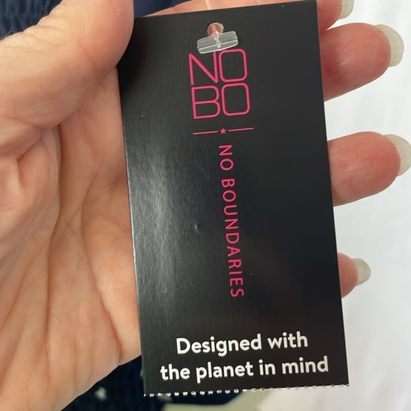 NWT No Boundaries Navy Blue Smocked Tank/Cami w/White Stars - Size XXL (19) Jr. - Picture 13 of 14